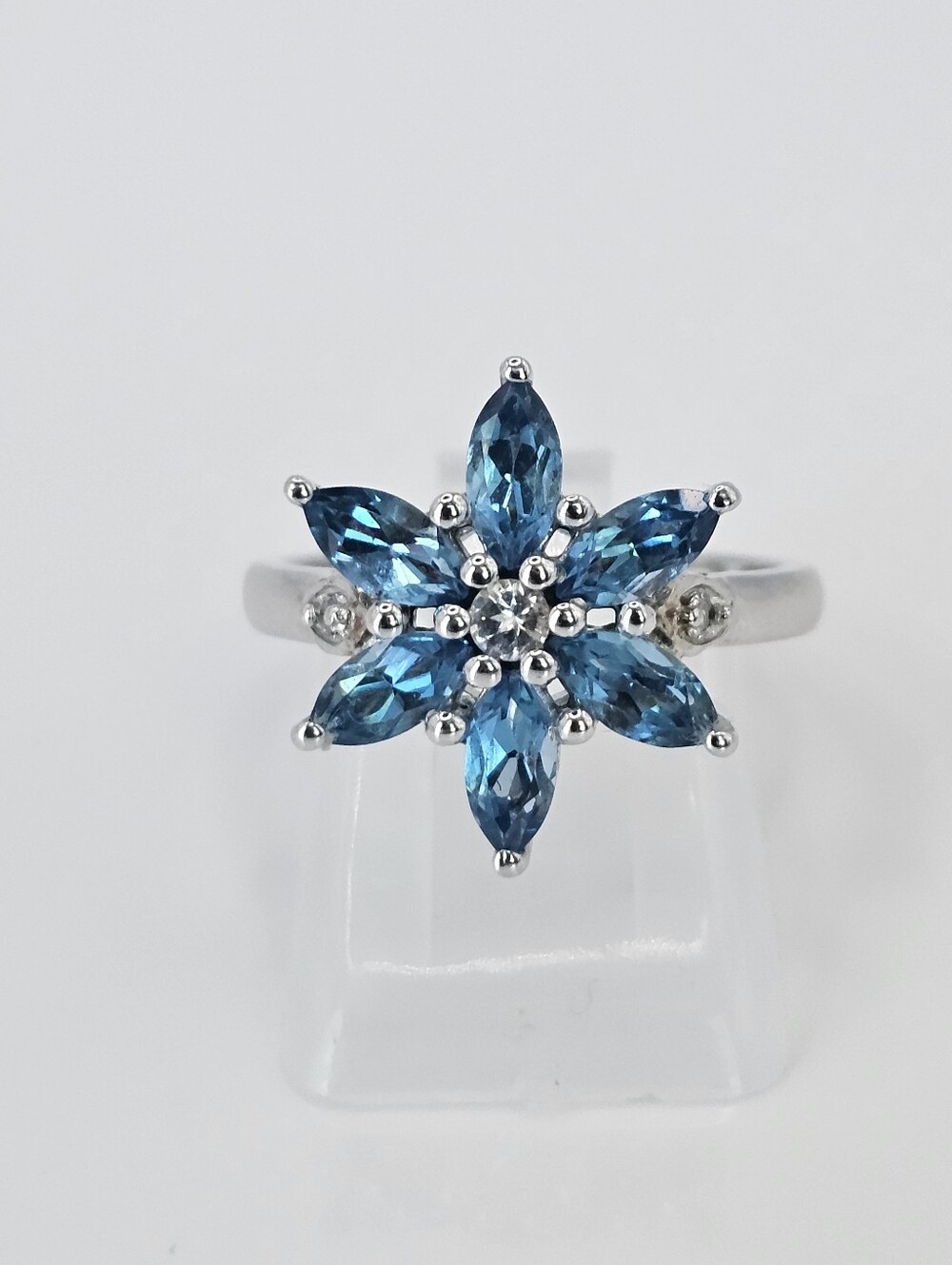 Natural London Blue Topaz & White Topaz Ring Sterling Silver Size 7! NWT